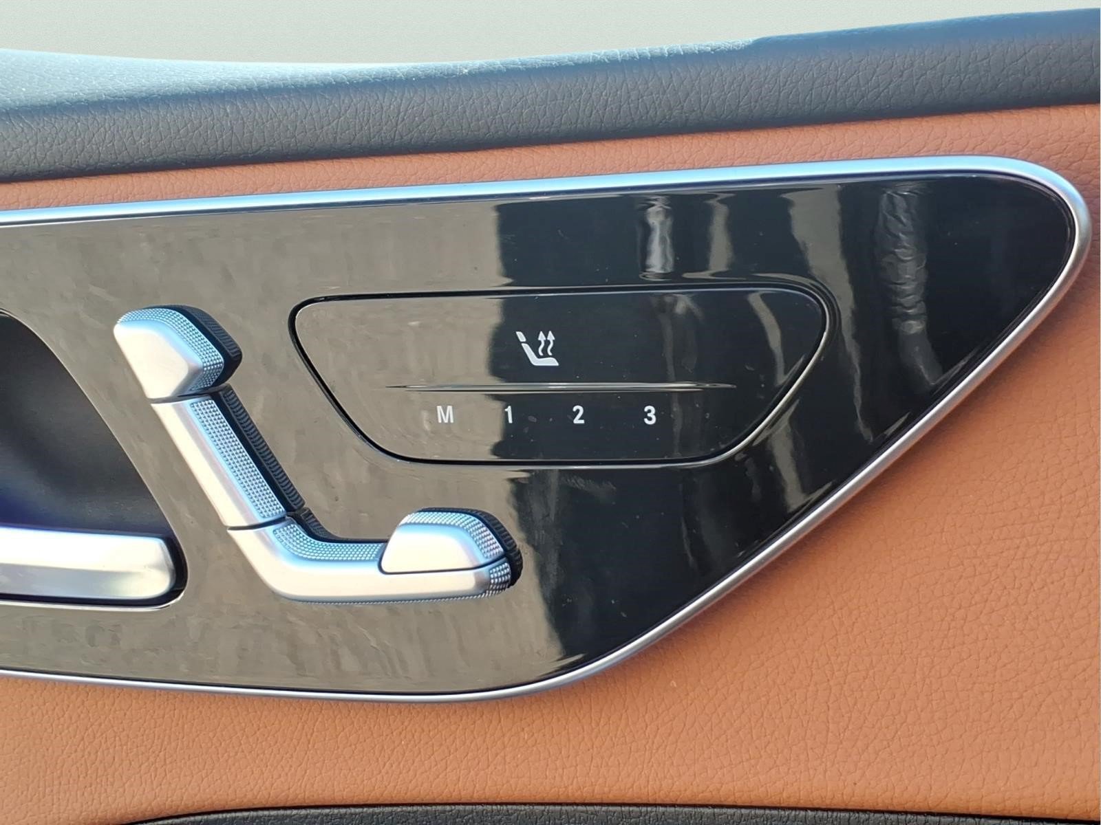 Certified 2023 Mercedes-Benz C 300 4MATIC Sedan image 21