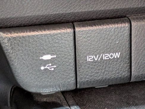 Used 2019 Toyota Camry SE FWD image 20