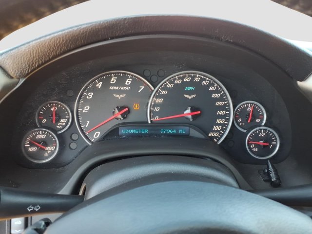 Used 2005 Chevrolet Corvette Convertible w/ Preferred Equipment Group RWD image 30
