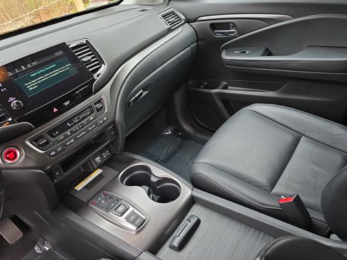 Used 2022 Honda Pilot Special Edition image 24