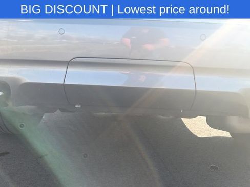 Used 2024 Buick Enclave Premium FWD image 18