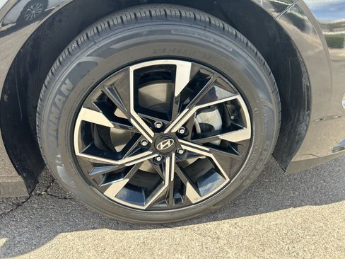 Certified 2024 Hyundai Sonata SEL FWD image 9