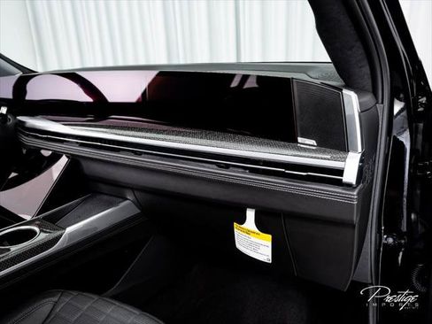 Used 2025 Cadillac Escalade ESV V AWD/4WD image 43