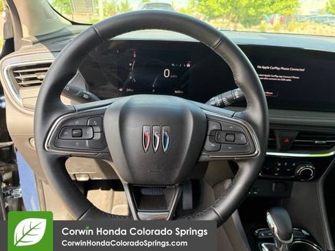 Used 2025 Buick Encore GX Sport Touring AWD/4WD image 25
