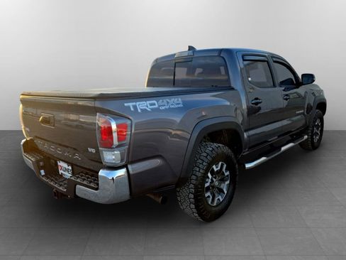 Used 2020 Toyota Tacoma TRD Sport image 6