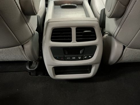 Used 2017 Honda Pilot EX-L image 25