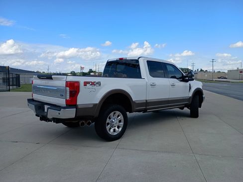 Used 2017 Ford F250 King Ranch w/ King Ranch Ultimate Package AWD/4WD image 3
