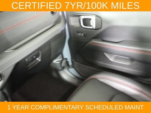 Used 2024 Jeep Wrangler Unlimited Rubicon w/ Technology Group AWD/4WD image 15