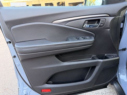 Used 2022 Honda Pilot Special Edition image 12
