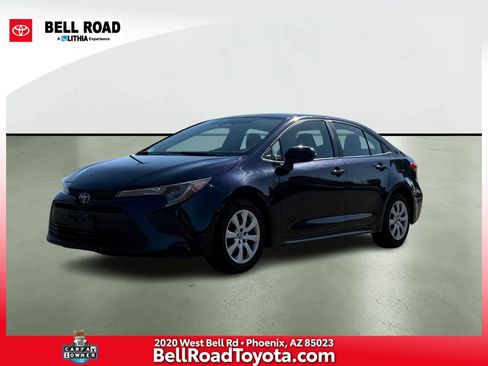 Used 2023 Toyota Corolla LE image 1