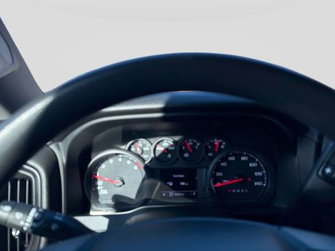 Used 2022 Chevrolet Silverado 1500 Custom image 19