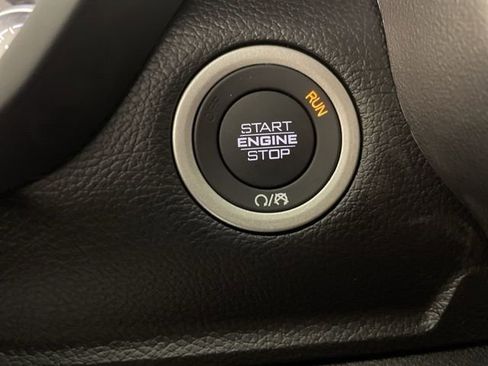 New 2025 RAM 2500 Big Horn AWD/4WD image 30