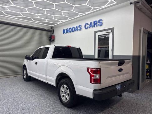Used 2018 Ford F150 XL w/ Equipment Group 101A Mid RWD image 3