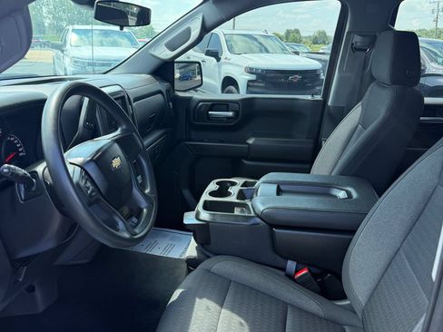 Used 2022 Chevrolet Silverado 1500 Custom AWD/4WD image 32