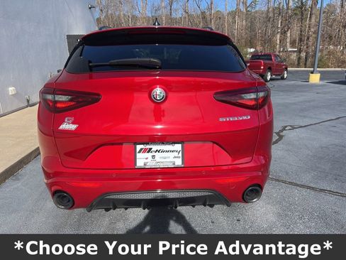Used 2023 Alfa Romeo Stelvio Veloce image 5