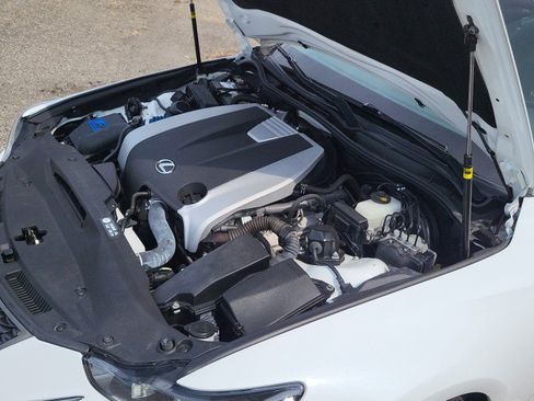 Used 2017 Lexus IS 350 F Sport w/ F Sport Package AWD/4WD image 40