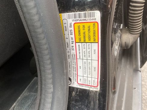 Used 2017 Ford C-MAX SE image 31