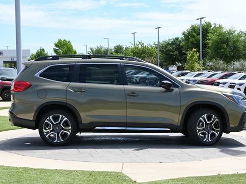 New 2026 Subaru Ascent Limited AWD/4WD image 2