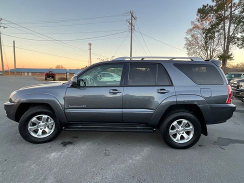 Used 2005 Toyota 4Runner Sport image 9