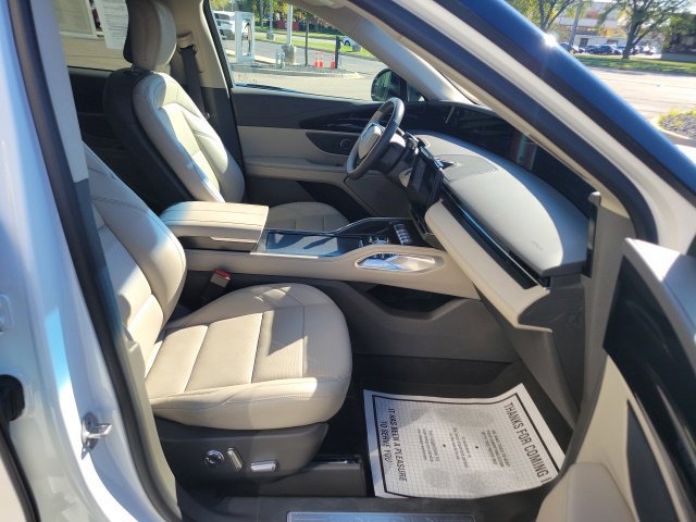 Certified 2024 Lincoln Nautilus Premier AWD/4WD image 28