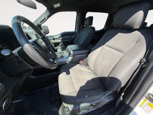 Used 2016 Ford F150 XLT w/ Equipment Group 302A Luxury AWD/4WD image 10