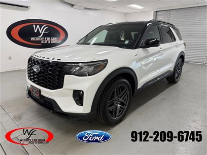 New 2025 Ford Explorer ST-Line w/ Premium Package