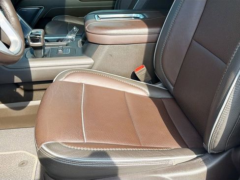 Used 2022 GMC Sierra 1500 Denali w/ Denali Reserve Package image 19