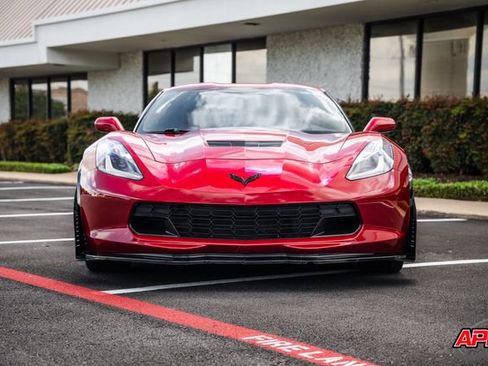 Used 2014 Chevrolet Corvette Stingray Coupe w/ 2LT Preferred Equipment Group image 15