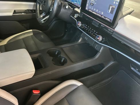 Used 2024 Honda Prologue Touring image 35