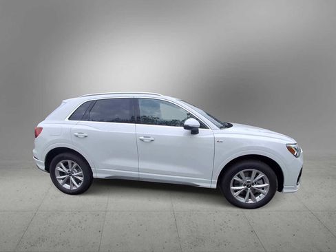 New 2025 Audi Q3 2.0T Premium image 9