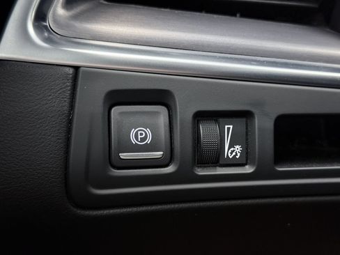 Used 2025 Cadillac XT5 Luxury w/ LPO, Floor Liner Package FWD image 50