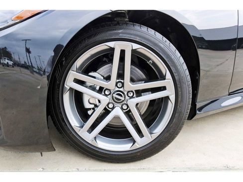 Used 2025 Nissan Z Sport w/ Floor Mat Package image 22