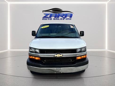 Used 2019 Chevrolet Express 2500 w/ Driver Convenience Package image 9