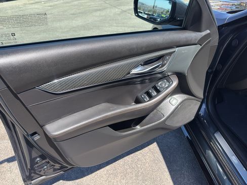 Used 2025 Cadillac CT5 Sport RWD image 8
