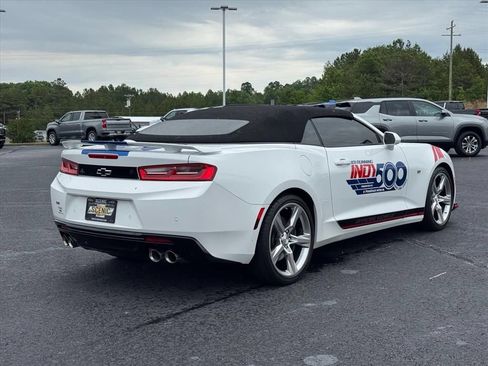 Used 2017 Chevrolet Camaro SS RWD image 3