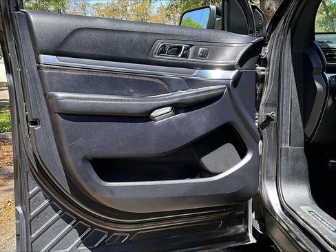 Used 2019 Ford Explorer Sport w/ Equipment Group 401A AWD/4WD image 17