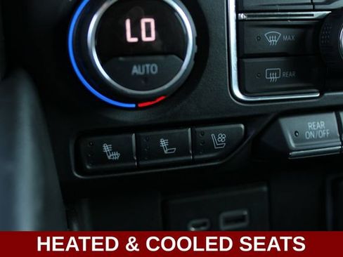 Used 2021 Chevrolet Suburban Premier AWD/4WD image 5