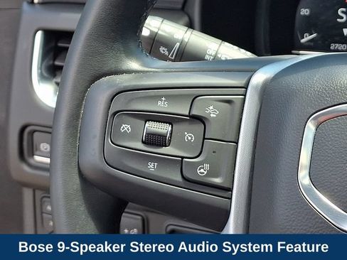 Used 2023 GMC Yukon SLT w/ SLT Premium Package AWD/4WD image 7