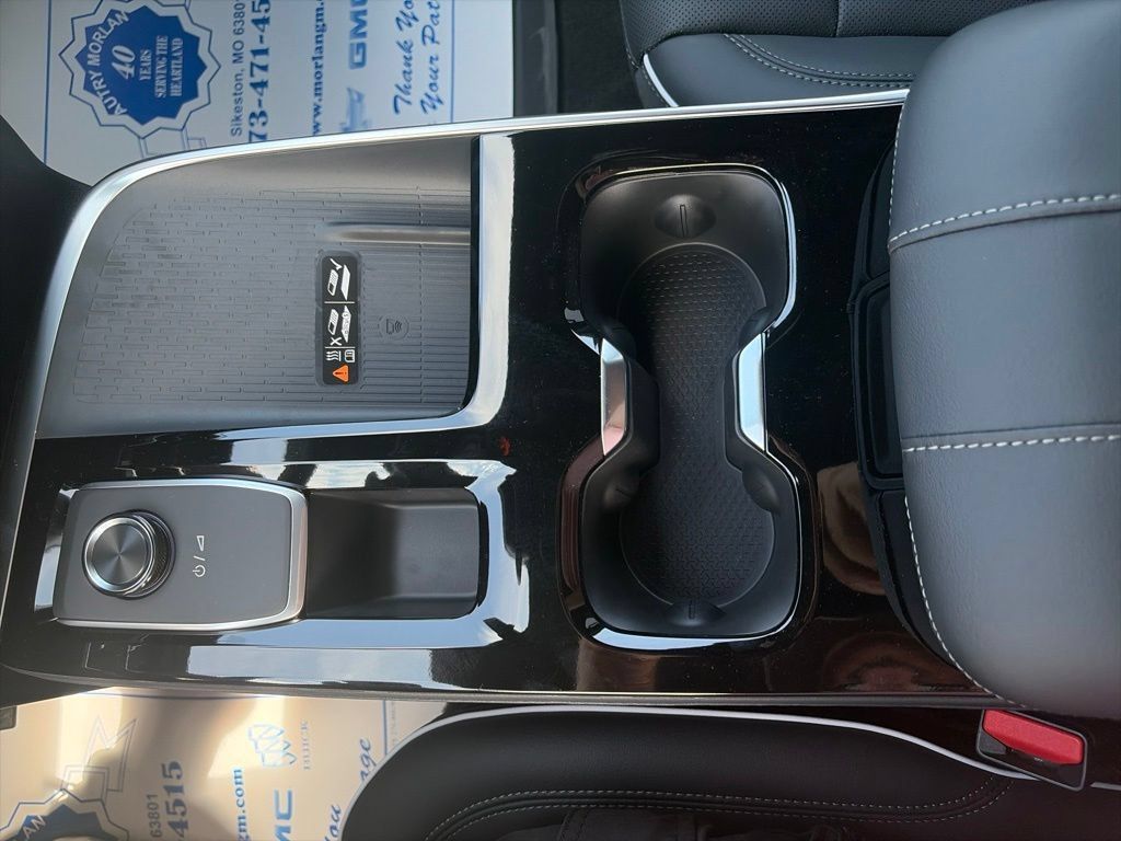 New 2027 Buick Enclave Sport Touring w/ Power Package AWD/4WD image 23
