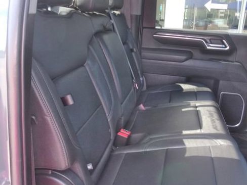 Used 2025 Chevrolet Silverado 2500 LTZ w/ LTZ Convenience Package AWD/4WD image 33
