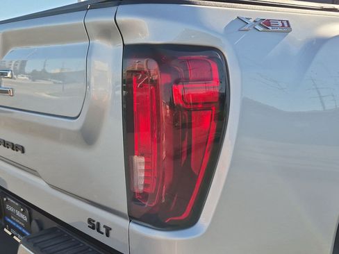 Used 2021 GMC Sierra 3500 SLT w/ SLT Premium Package AWD/4WD image 12