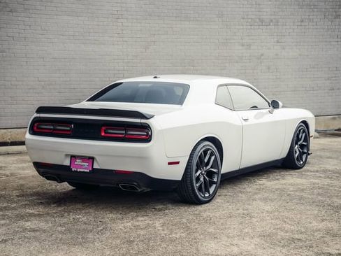 Used 2022 Dodge Challenger R/T w/ Blacktop Package RWD image 7