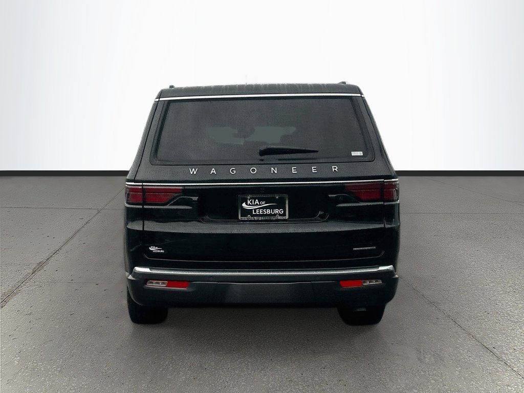 Used 2022 Jeep Wagoneer Series III w/ Premium Group I RWD image 6