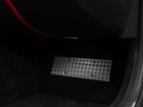 Certified 2018 Ferrari 812 Superfast image 27