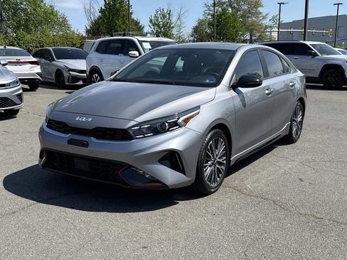 Used 2024 Kia Forte GT-Line w/ GT-Line Premium Package image 5