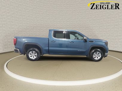 Used 2024 GMC Sierra 1500 SLE w/ Preferred Package