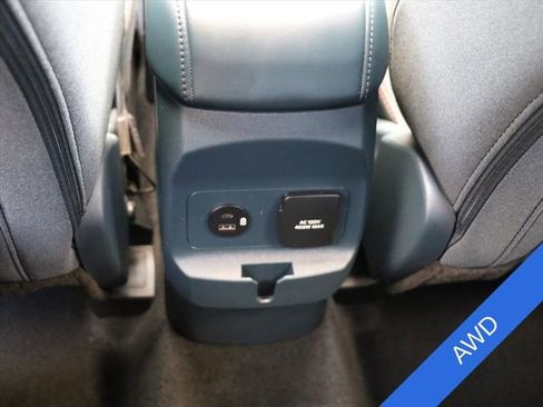 Used 2023 Ford Maverick XLT w/ Equipment Group 300A Standard image 17