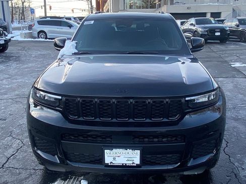 New 2025 Jeep Grand Cherokee L Altitude image 2