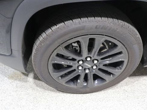 Used 2023 GMC Acadia SLT w/ Elevation Edition AWD/4WD image 10