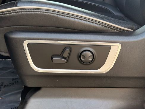 Used 2022 RAM 1500 Laramie image 24